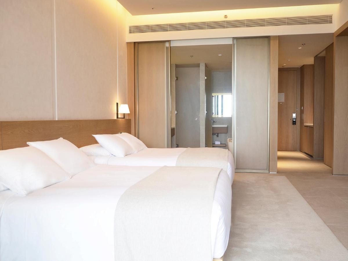 The Sanya EDITION Bagian luar foto