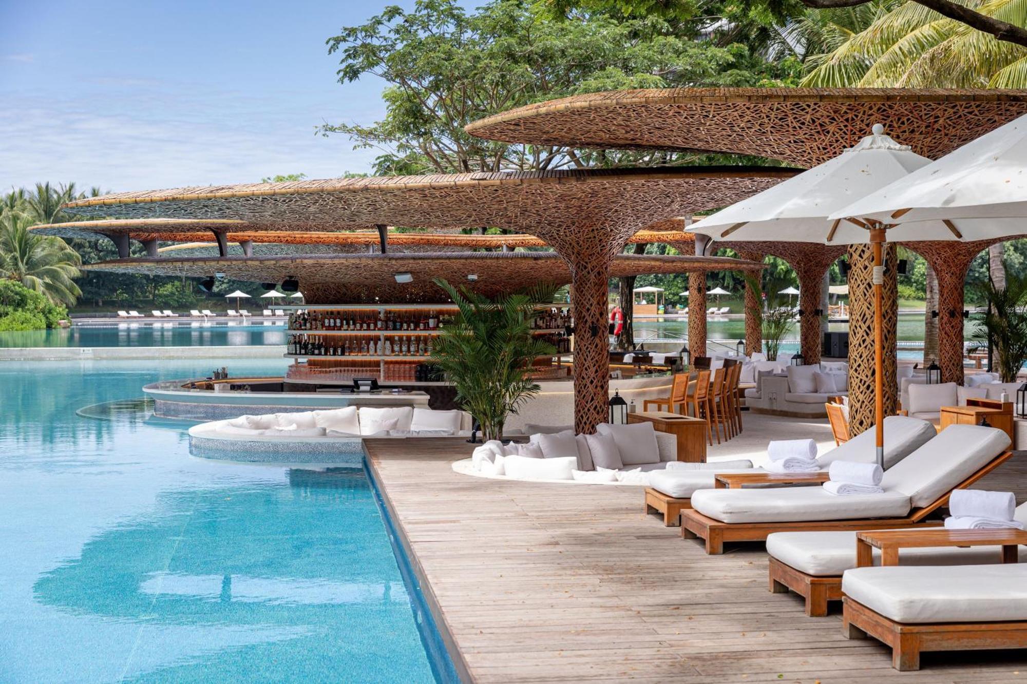 The Sanya EDITION Bagian luar foto